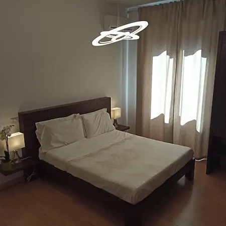 לינה וארוחת בוקר Alle Mura Di San Giovanni *