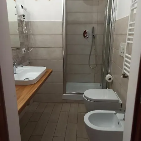 לינה וארוחת בוקר Alle Mura Di San Giovanni *
